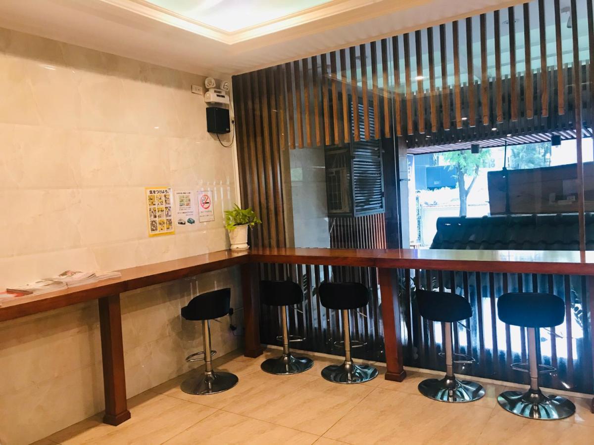 Khách sạn Azumaya Le Thanh Ton 2*