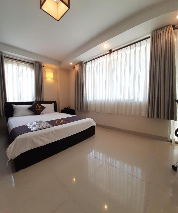 Khách sạn Azumaya Le Thanh Ton 2*